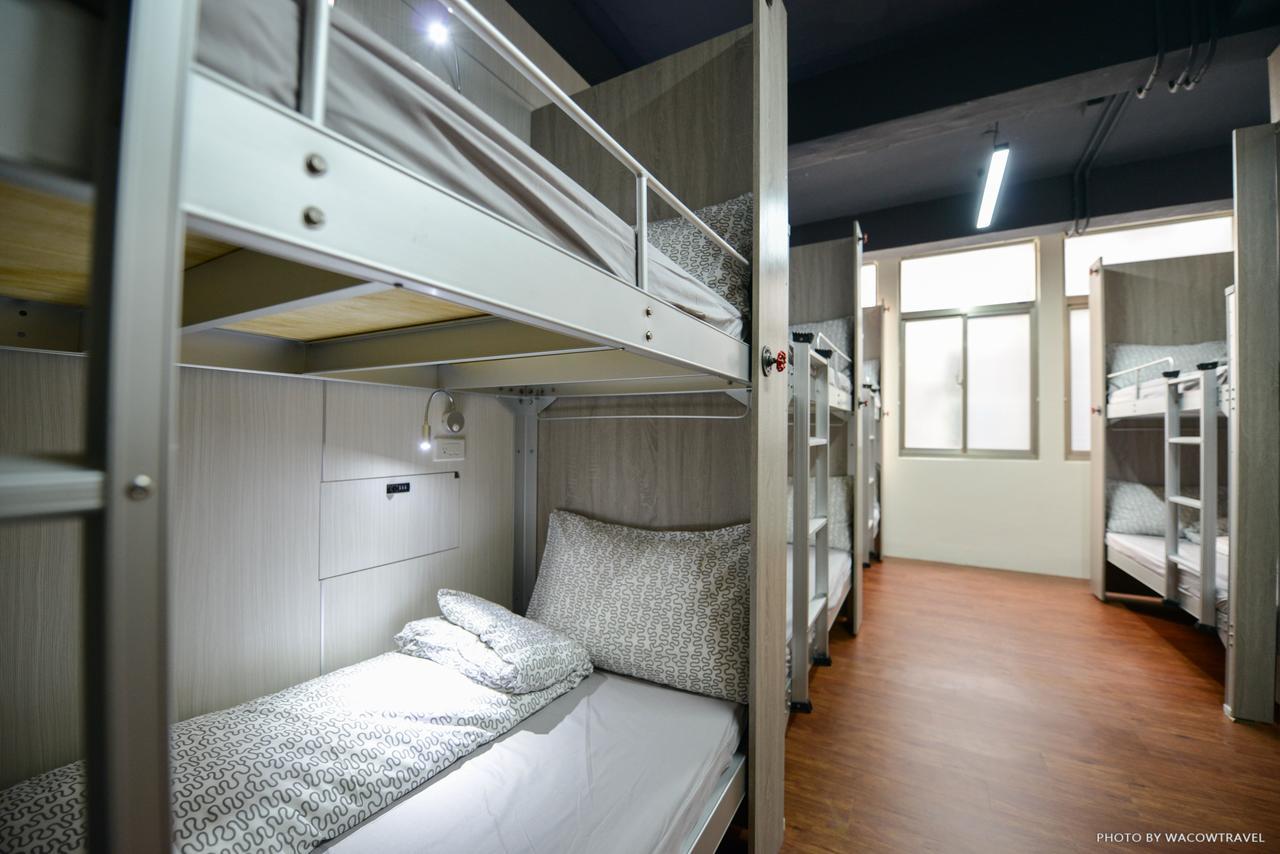 Rest Backpacker Hostel Тайнан Екстериор снимка